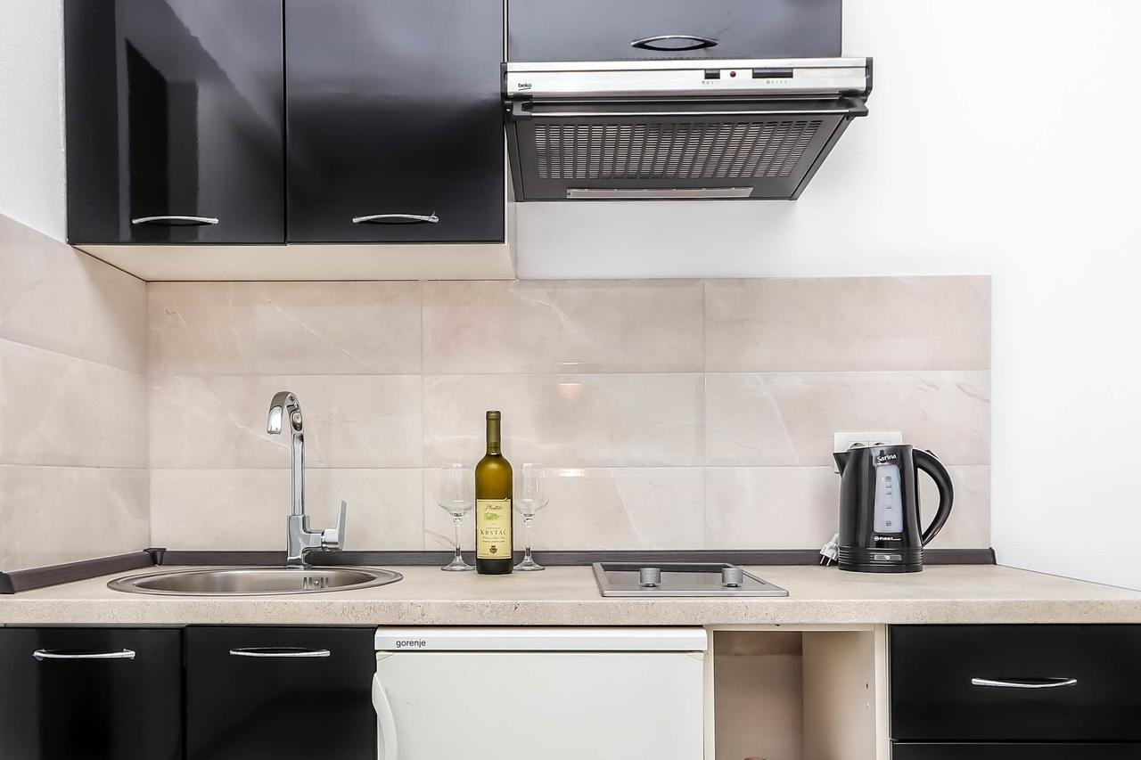 Ssm Apartmani Kotor Luaran gambar