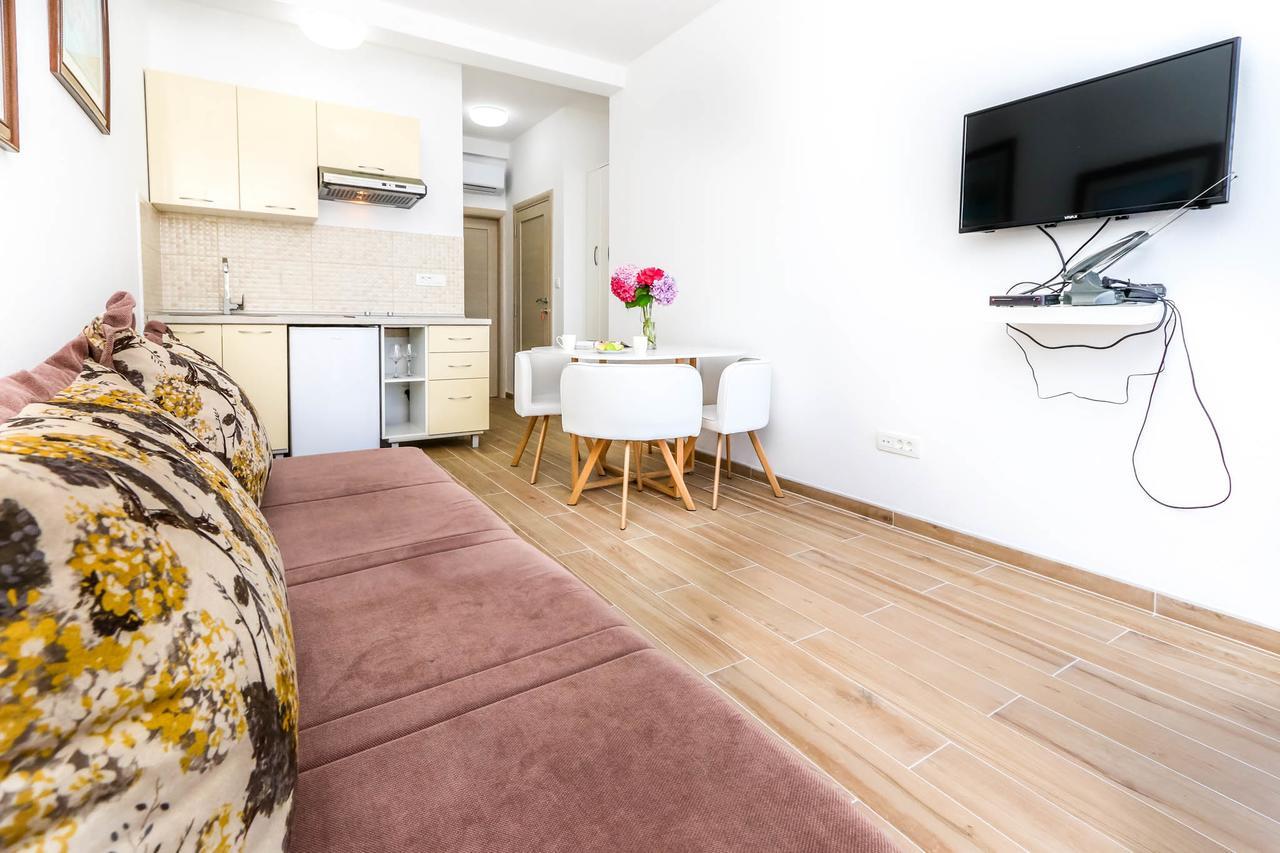 Ssm Apartmani Kotor Luaran gambar