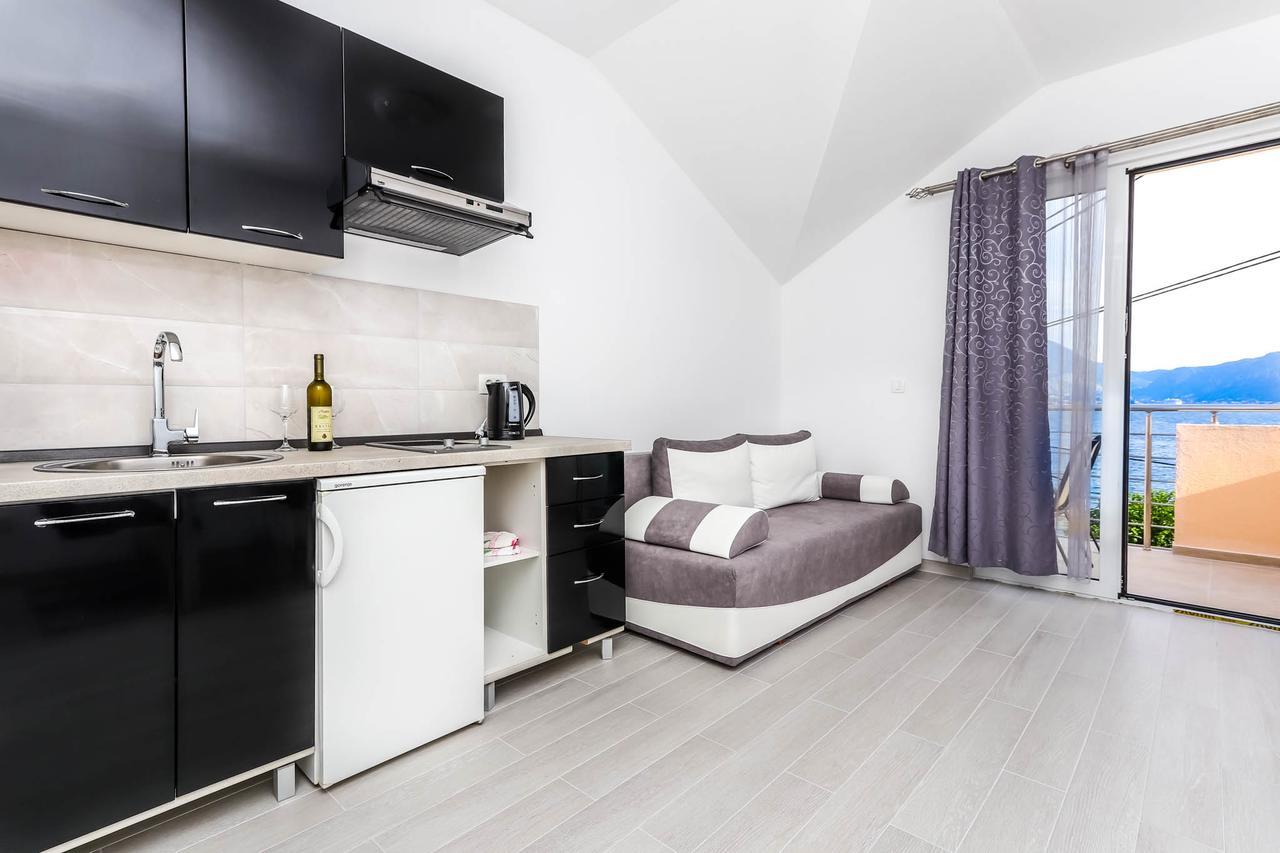 Ssm Apartmani Kotor Luaran gambar